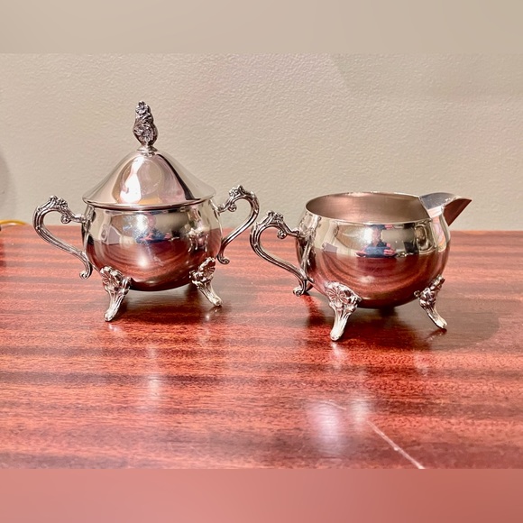 Vintage Silver Plate Cream and Sugar Serving Pieces
